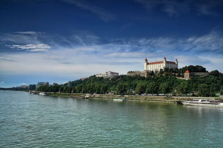 Titelbild zu „Donau Schiffcharter bei Event Schifffahrt Haider“